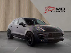 PORSCHE Macan Turbo PDK