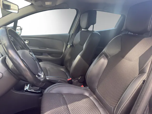 RENAULT Clio 1.2 16V T Intens EDC