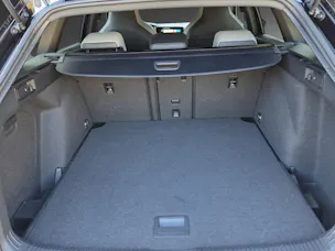 VW Golf Variant 1.5 eTSI mHEV R-Line