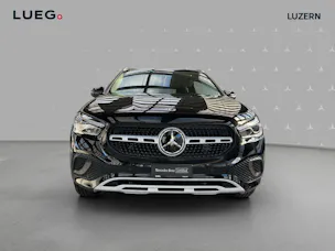 MERCEDES-BENZ GLA 180 7G-DCT