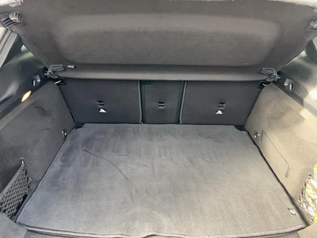 MERCEDES-BENZ GLA 180 7G-DCT