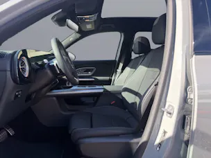 MERCEDES-BENZ GLB 220 4matic
