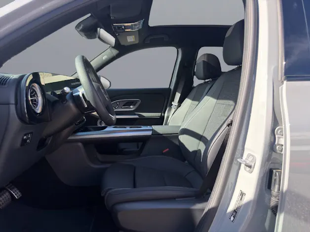 MERCEDES-BENZ GLB 220 4matic