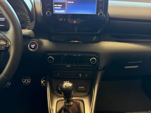 Toyota Yaris 1.6 GR Sport | CH Fahrzeug | Circuit Paket | 10 Jahre Garantie | H&R | Milltek | Giacuzzo | Maxton | Japan Racing |