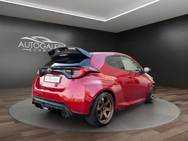 Toyota Yaris 1.6 GR Sport | CH Fahrzeug | Circuit Paket | 10 Jahre Garantie | H&R | Milltek | Giacuzzo | Maxton | Japan Racing |