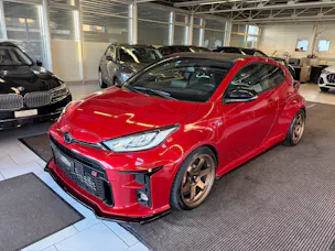 Toyota Yaris 1.6 GR Sport | CH Fahrzeug | Circuit Paket | 10 Jahre Garantie | H&R | Milltek | Giacuzzo | Maxton | Japan Racing |
