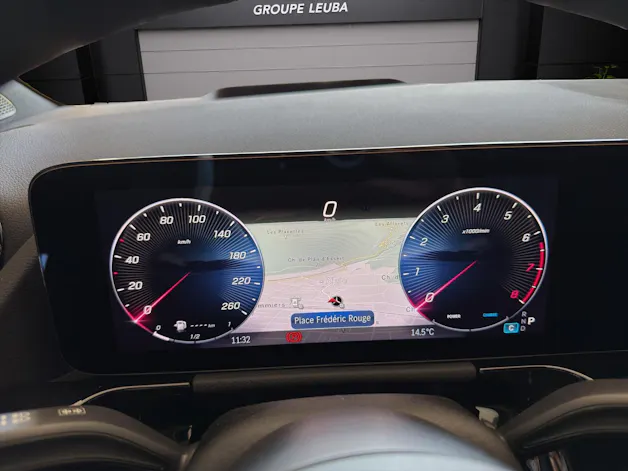 MERCEDES-BENZ GLA 250 4Matic 8G-DCT Swiss Star