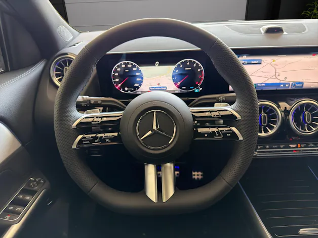 MERCEDES-BENZ GLA 250 4Matic 8G-DCT Swiss Star