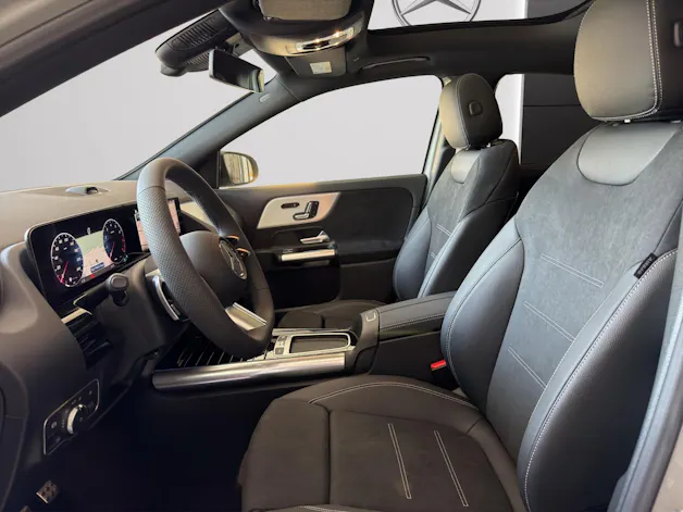 MERCEDES-BENZ GLA 250 4Matic 8G-DCT Swiss Star