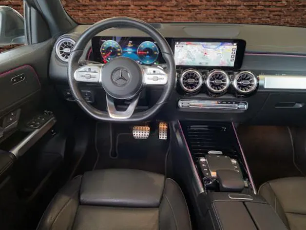 MERCEDES-BENZ EQB 350 AMG Line 4Matic