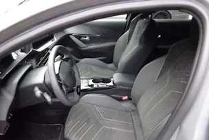 PEUGEOT 208 1.2 MHEV 145 GT Excl.