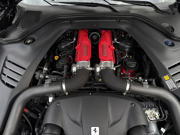 FERRARI California 3.9 V8 T