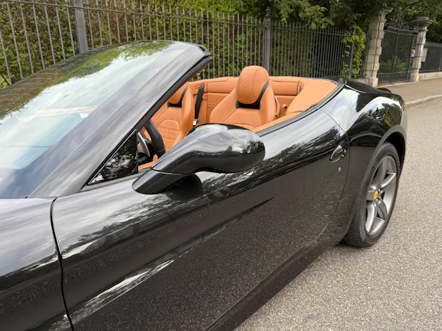 FERRARI California 3.9 V8 T