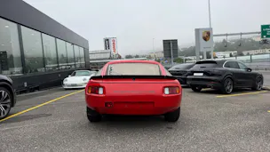 PORSCHE 928