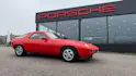 PORSCHE 928