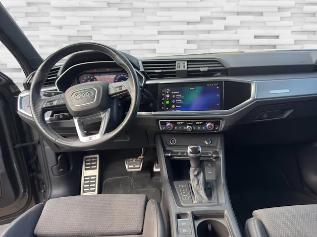 AUDI Q3 40 TFSI S line quattro S-tronic