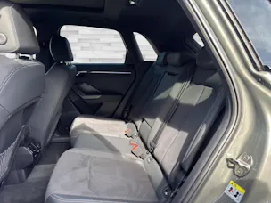 AUDI Q3 40 TFSI S line quattro S-tronic
