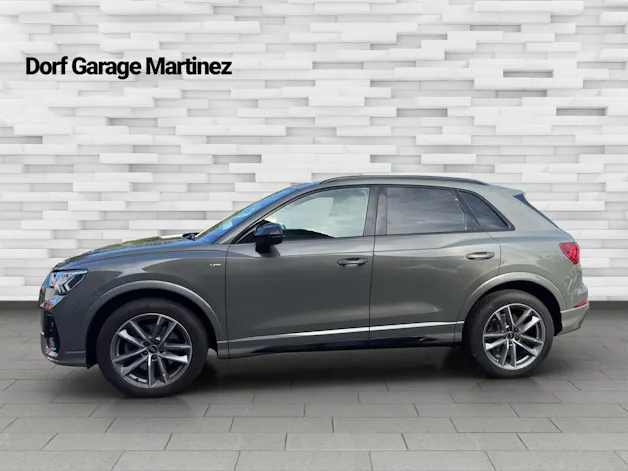 AUDI Q3 40 TFSI S line quattro S-tronic
