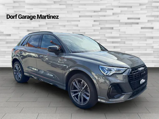 AUDI Q3 40 TFSI S line quattro S-tronic