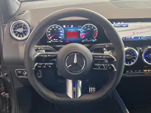 MERCEDES-BENZ GLA 220 4Matic 8G-DCT