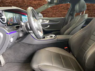 MERCEDES-BENZ E 220 d Swiss Star AMG 4M