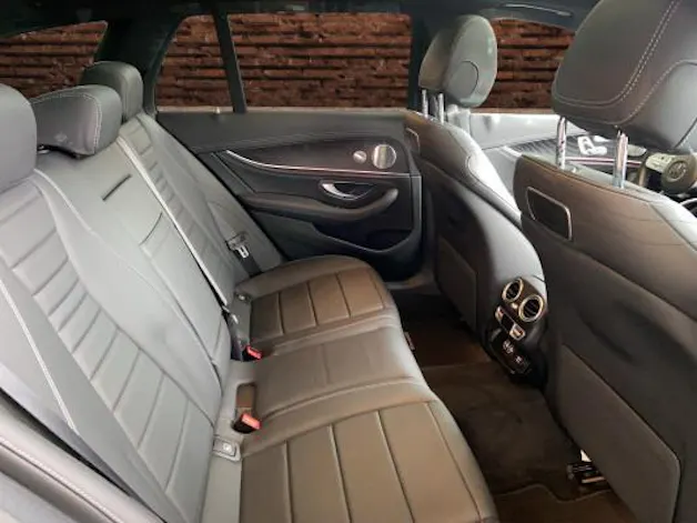 MERCEDES-BENZ E 220 d Swiss Star AMG 4M