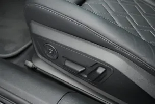 AUDI S5 Limousine TFSI quattro S tronic *Werksgarantie* *Panorama*