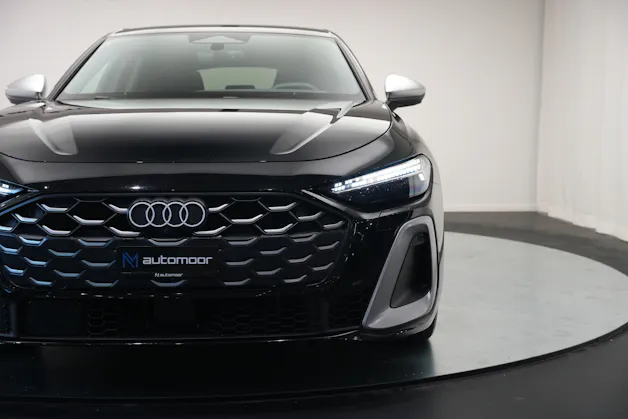 AUDI S5 Limousine TFSI quattro S tronic *Werksgarantie* *Panorama*