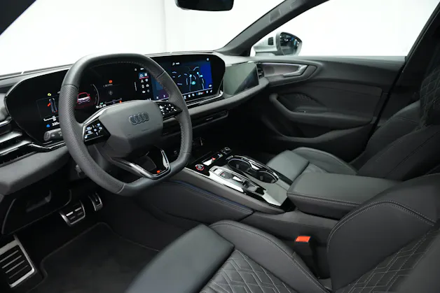 AUDI S5 Limousine TFSI quattro S tronic *Werksgarantie* *Panorama*