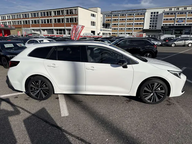 Toyota Corolla Touring Sports 2.0 HSD Teamplayer e-CVT Automat