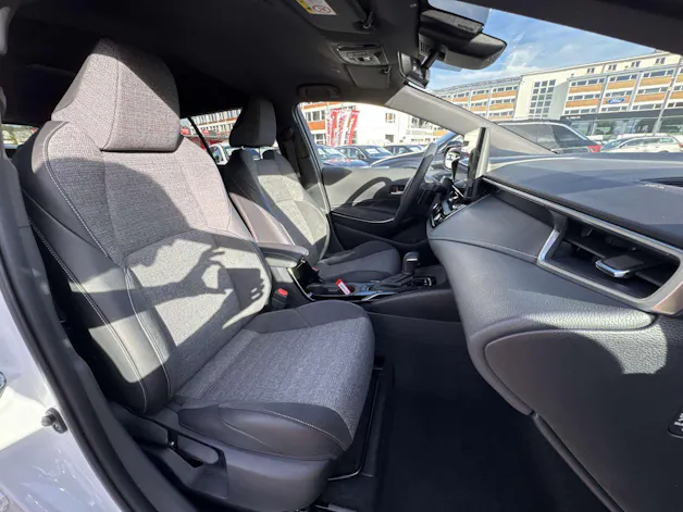 Toyota Corolla Touring Sports 2.0 HSD Teamplayer e-CVT Automat