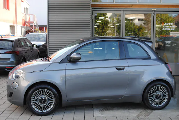 FIAT 500 electric 87 kW Icon
