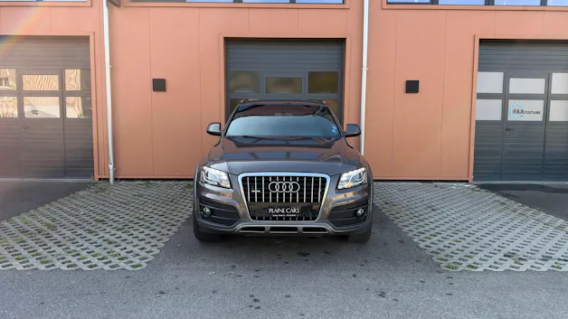 AUDI Q5 3.2 FSI quattro "* CH Auto * Toit Ouvrant * Camera recul * Son Bang&Olufsen * Sièges Electriques/Chauffants *"