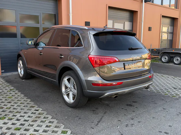 AUDI Q5 3.2 FSI quattro "* CH Auto * Toit Ouvrant * Camera recul * Son Bang&Olufsen * Sièges Electriques/Chauffants *"