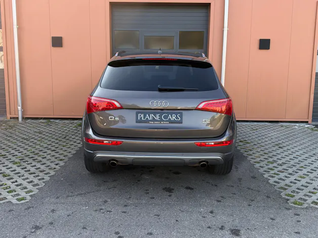 AUDI Q5 3.2 FSI quattro "* CH Auto * Toit Ouvrant * Camera recul * Son Bang&Olufsen * Sièges Electriques/Chauffants *"