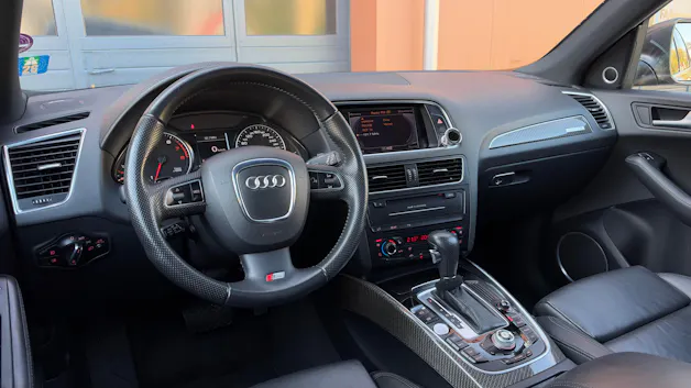 AUDI Q5 3.2 FSI quattro "* CH Auto * Toit Ouvrant * Camera recul * Son Bang&Olufsen * Sièges Electriques/Chauffants *"