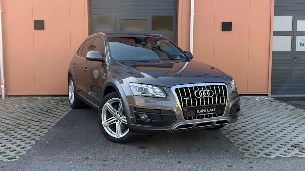 AUDI Q5 3.2 FSI quattro "* CH Auto * Toit Ouvrant * Camera recul * Son Bang&Olufsen * Sièges Electriques/Chauffants *"