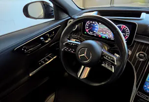 MERCEDES-BENZ C 300 e AMG Line Kombi