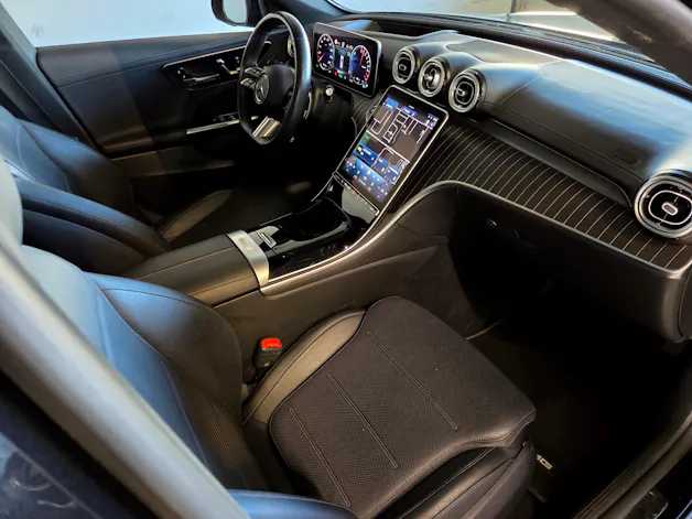 MERCEDES-BENZ C 300 e AMG Line Kombi