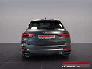 AUDI Q3 2.0 40 S-LINE TFSI