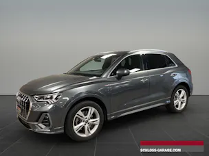 AUDI Q3 2.0 40 S-LINE TFSI