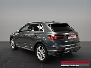 AUDI Q3 2.0 40 S-LINE TFSI