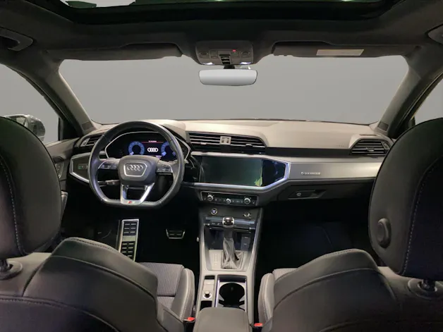 AUDI Q3 2.0 40 S-LINE TFSI