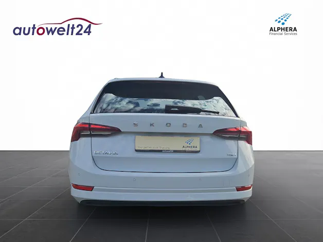 SKODA Octavia Combi 2.0 TDI DSG Ambition 4x4