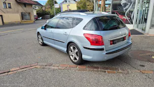 PEUGEOT 407 SW 2.2 HDI SV Dynamic