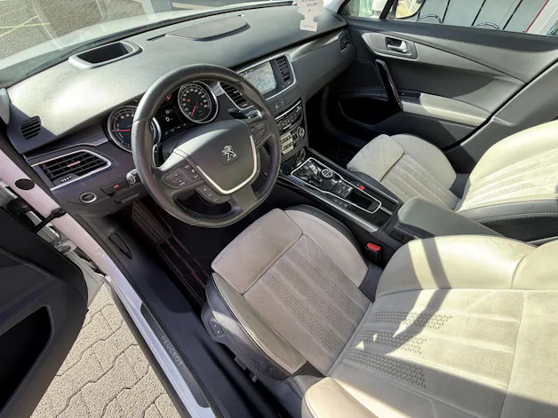 PEUGEOT 508 RXH 2.0 HDI Hybrid4 EGS6