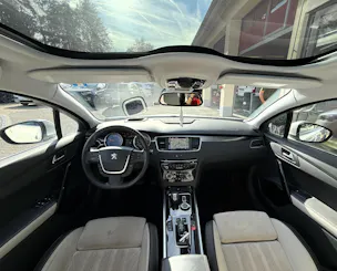 PEUGEOT 508 RXH 2.0 HDI Hybrid4 EGS6