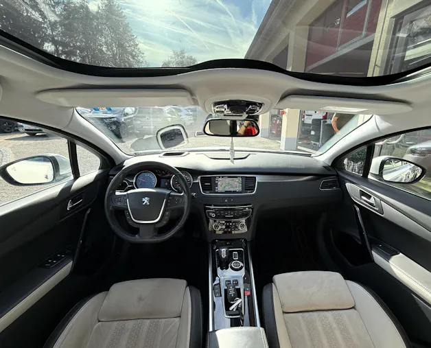 PEUGEOT 508 RXH 2.0 HDI Hybrid4 EGS6