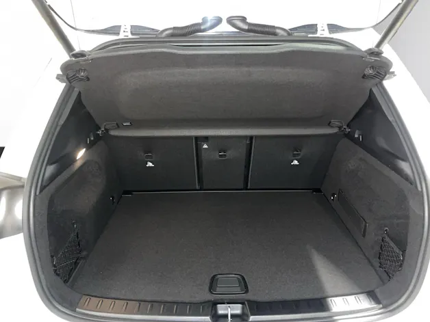 MERCEDES-BENZ GLA 220d 4Matic 8G-DCTSwiss Star