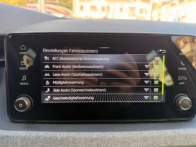 SKODA Kamiq Selection ***ANHÄNGERKUPPLUNG & 5 JAHRE SKODA WERKSGARANTIE ***